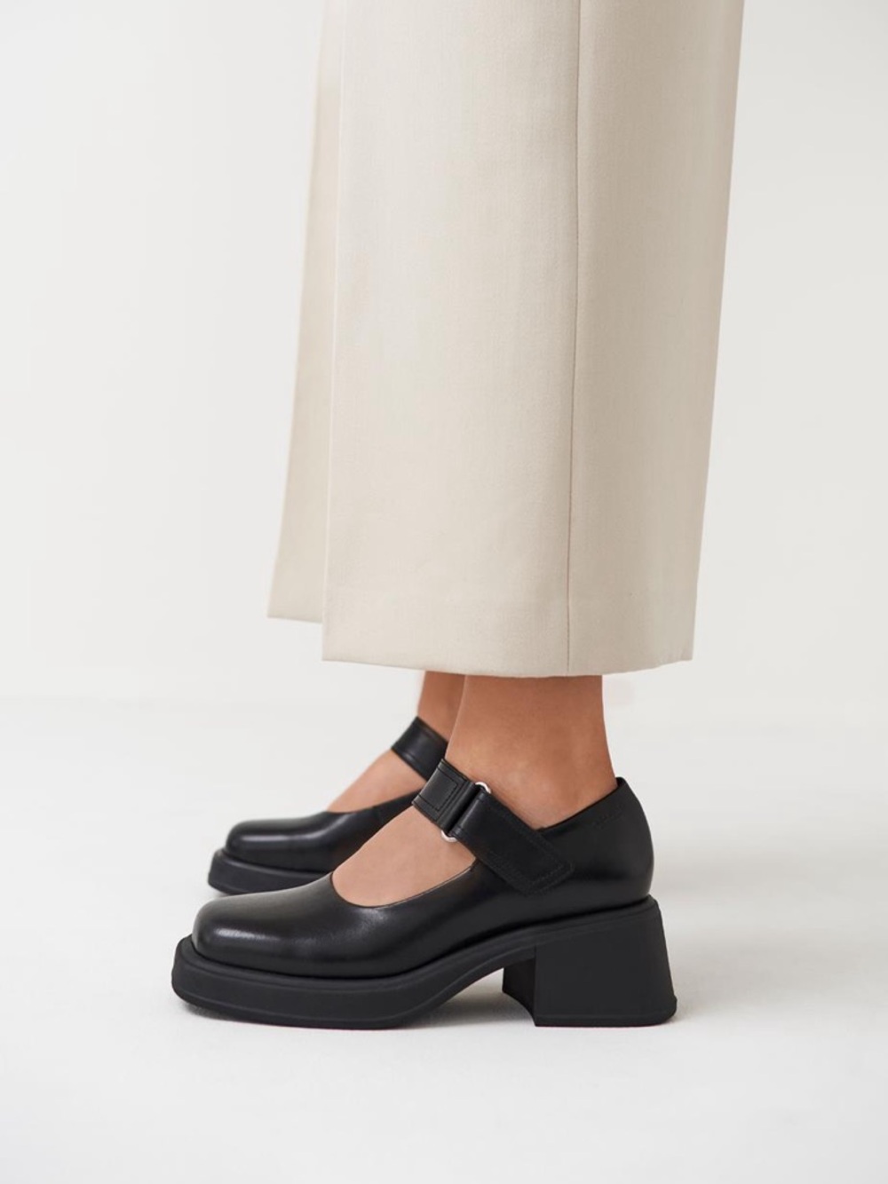 Vagabond Black Platform Mary Jane Block Heel Pumps